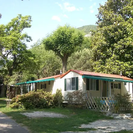 Üdülőpark Villaggio Turistico Riviera 2*