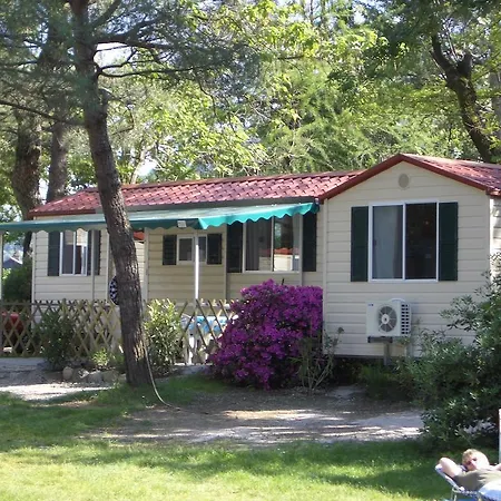 Üdülőpark Villaggio Turistico Riviera Cannobio