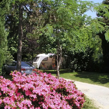Üdülőpark Villaggio Turistico Riviera 2*